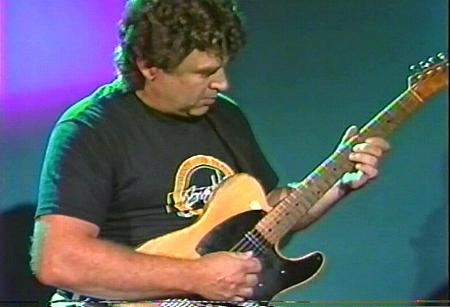 gatton-guitar-show-acl-dvd-3.jpg